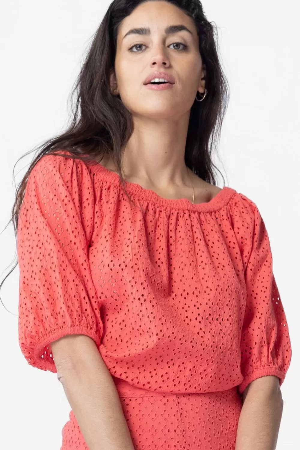 Dames Sissy-Boy T-Shirts En Tops>Broderie Anglaise Off Shoulder Top