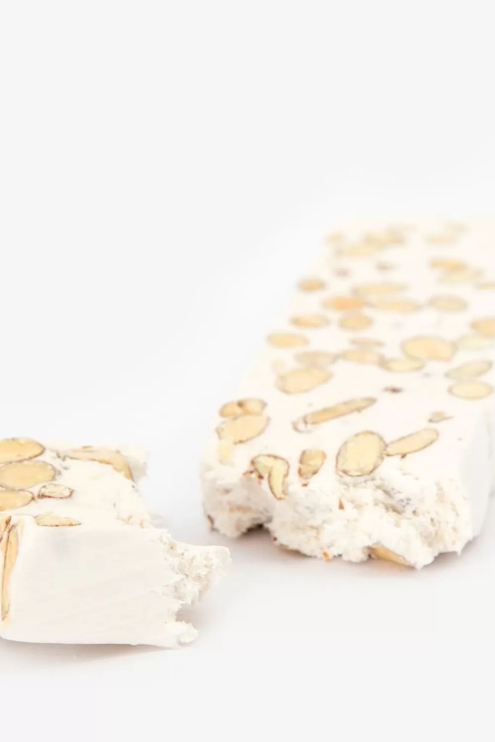 Sissy-Boy Food Food>Dolcital Nougat Mandorle
