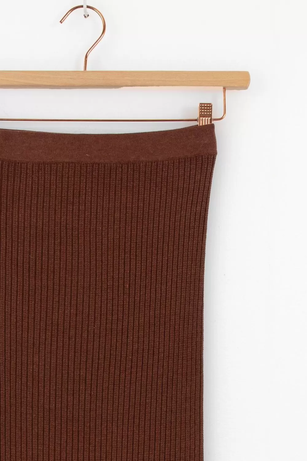 Dames Sissy-Boy Rokken>Donkerbruine Fijngebreide Midi Rok Met Split