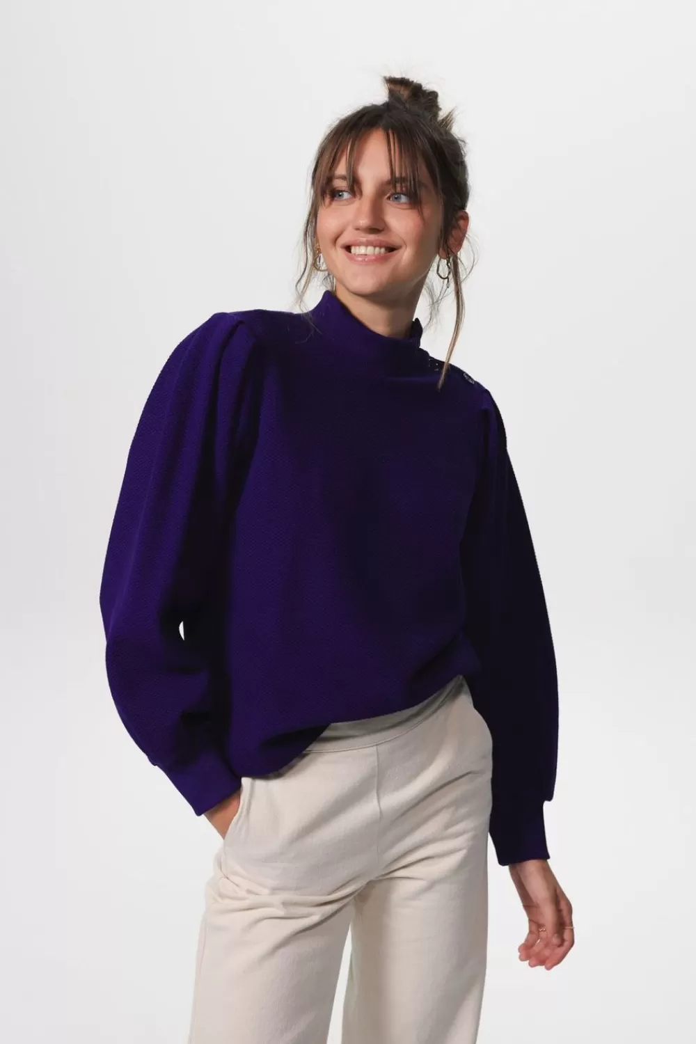Dames Sissy-Boy Truien En Vesten>Donkerpaarse Sweater Met Pofmouwen