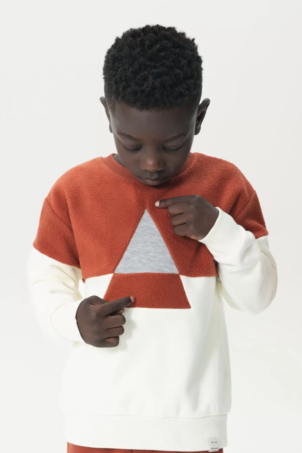 Kids Sissy-Boy Truien En Vesten>Donkerrode Colourblock Sweater Met Driehoek