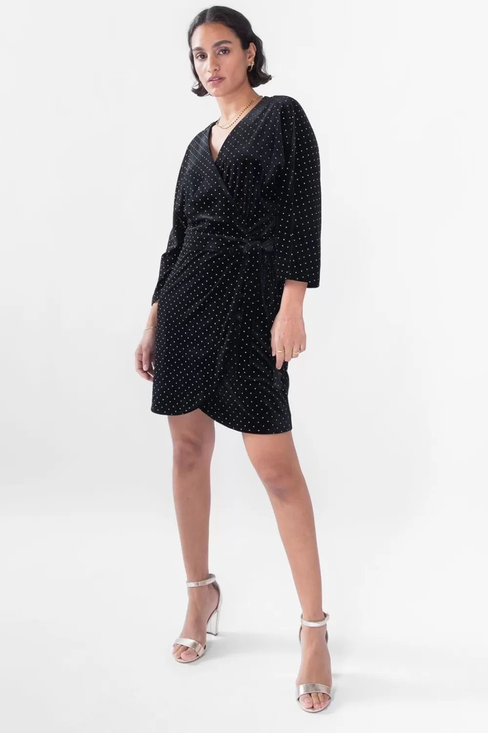 Dames Sissy-Boy Jurken>E Velvet Jurk Met Strikdetail En Studs