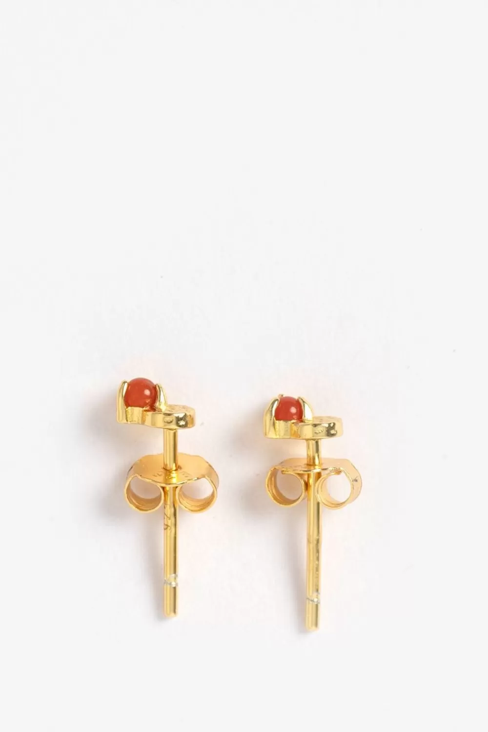 Dames Sissy-Boy Sieraden>Gold Plated Stud Oorbellen Met Rood Steentje