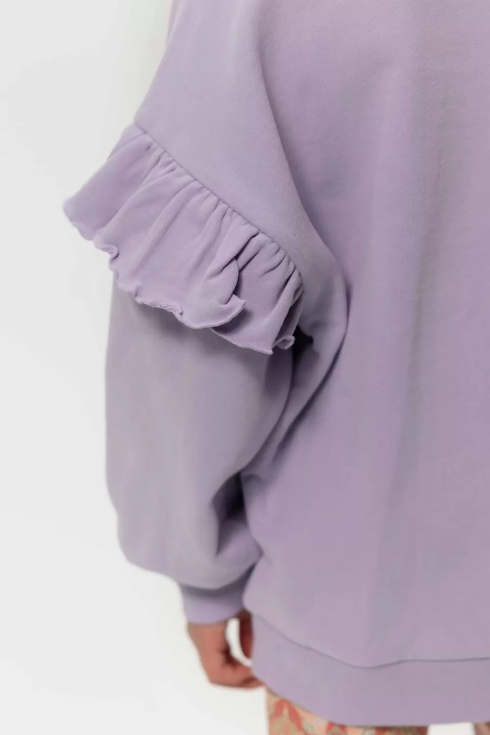 Kids Sissy-Boy Truien En Vesten>Lavendel Oversized Sweater Met Ruffles En Smiley Patch
