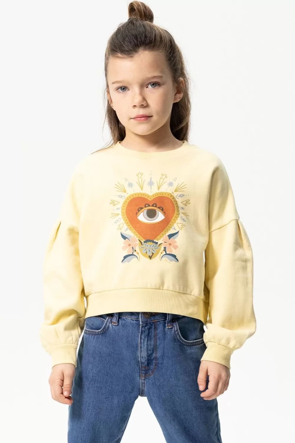 Kids Sissy-Boy Truien En Vesten>Lichtgele Sweater Met Lage Schouders En Hart