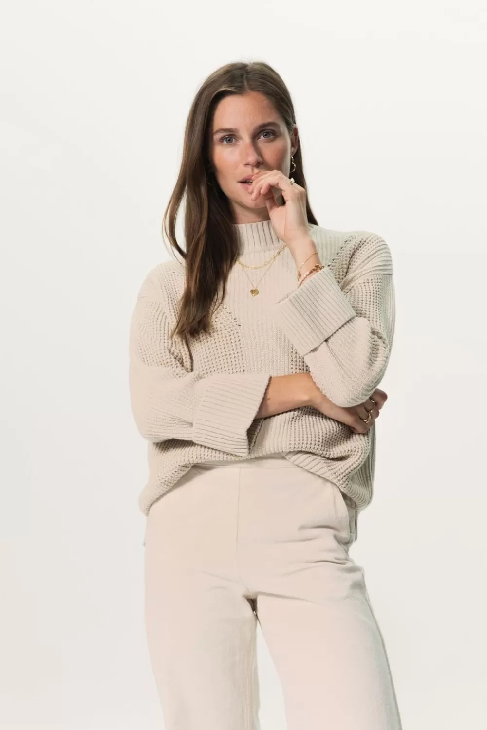 Dames Sissy-Boy Truien En Vesten>Lichtgrijze Oversized Trui Met Turtleneck