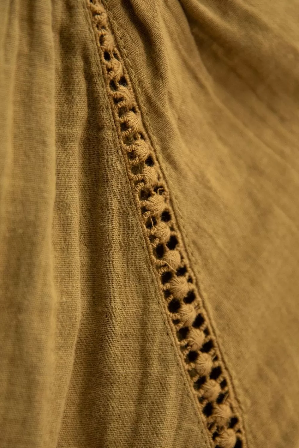 Dames Sissy-Boy Blouses>Mosterd Groene Blouse Met Raglan Mouwen En Geborduurde Details