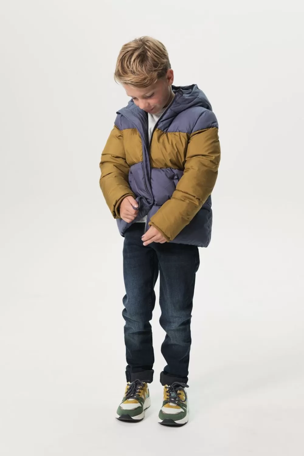 Kids Sissy-Boy Jassen>Paarse Colourblock Puffer Jas