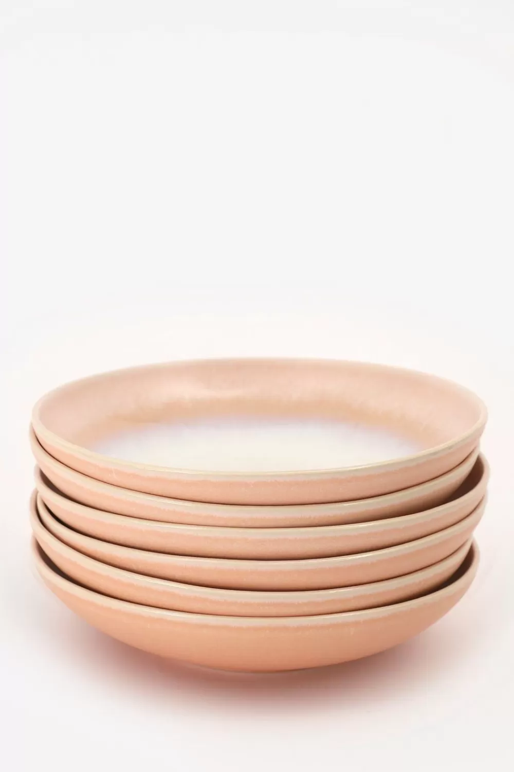 Sissy-Boy Servies>Pastabord Lichtroze Reactive Glaze Funky