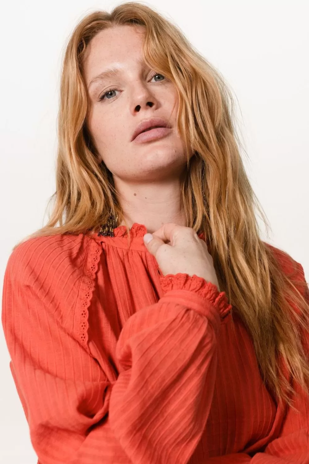 Dames Sissy-Boy Blouses>Rode Blouse Met Kanten Details