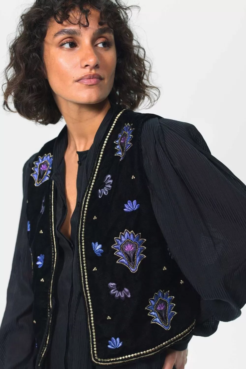 Dames Sissy-Boy Blazers, Jasjes & Gilets>Velvet Gilet Met Embroidery Details